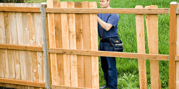 Illustration representing the cost guide for Fences